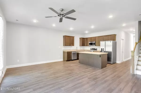 Lenoir City, TN 37771,205 Harper Village Way