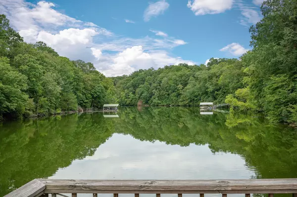 Rock Island, TN 38581,4042 Rocky Ridge Rd