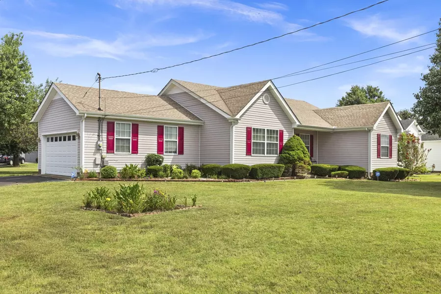 1701 Jamie Dr, Columbia, TN 38401