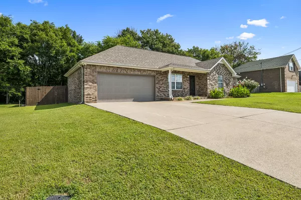 Smyrna, TN 37167,4018 Snowbird Dr