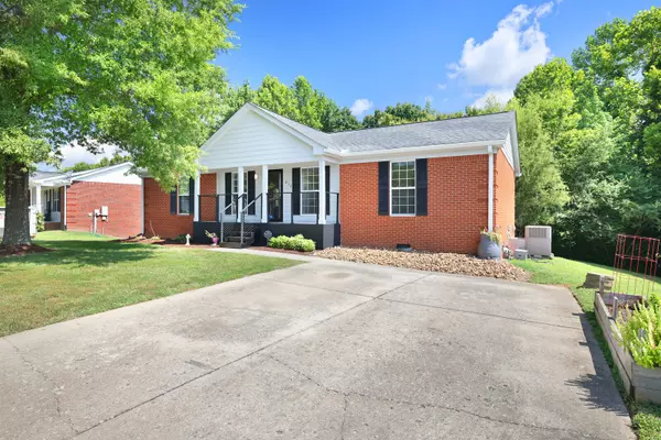 Ashland City, TN 37015,412 Eisenhower Dr