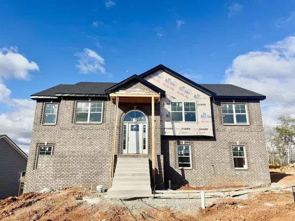 Clarksville, TN 37040,303 Cardinal Creek