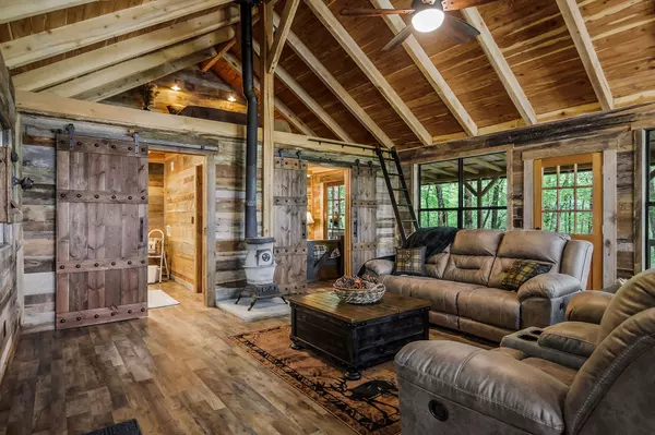 Sparta, TN 38583,755 Music City Ranch Ln