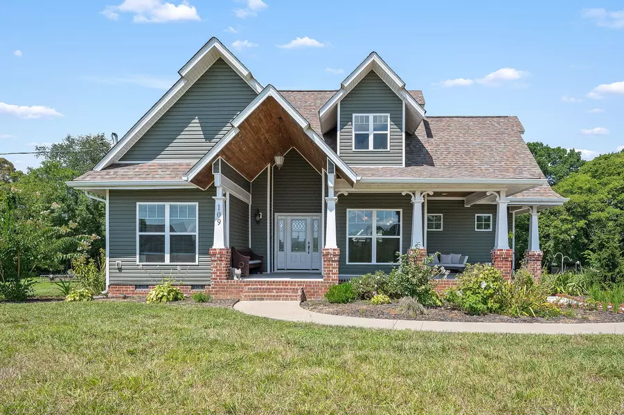 109 S Branch Ct, Wartrace, TN 37183