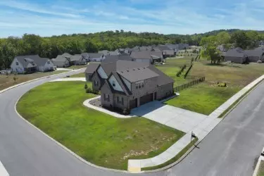 Gallatin, TN 37066,1029 Robert Lee Dr