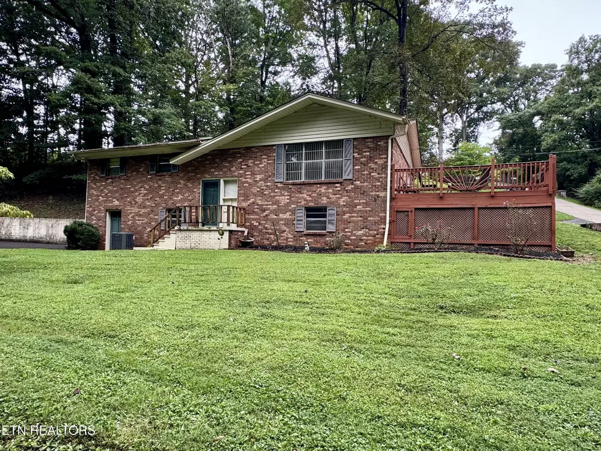 Lenoir City, TN 37771,2440 Browder School Rd