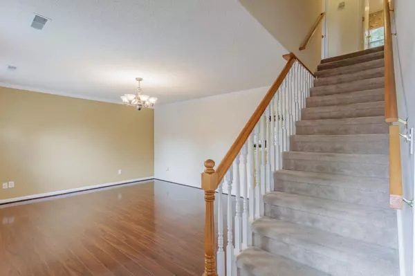 Dalton, GA 30721,1701 W Oak Drive #254