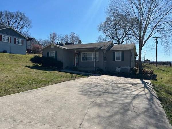 418 Olcott Avenue, Bridgeport, AL 35740