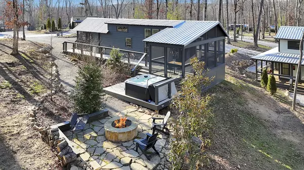 Tracy City, TN 37387,216 Waters Edge Way