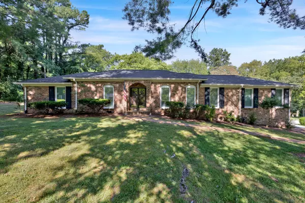 Brentwood, TN 37027,1327 Lipscomb Dr