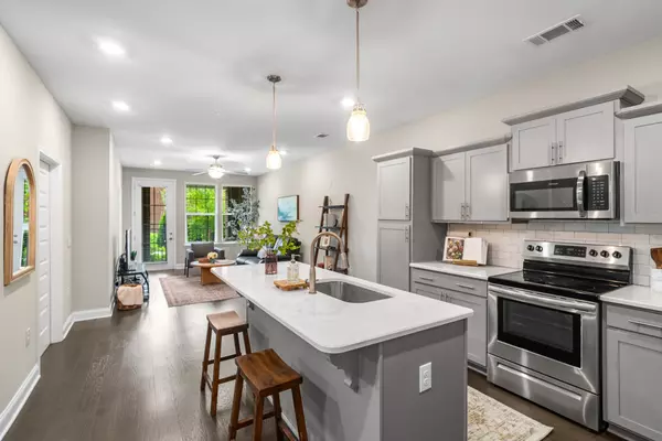 700 Vintage Green Ln #102, Franklin, TN 37064