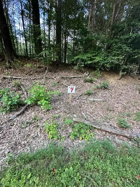 Camden, TN 38320,7 Sales Landing Rd