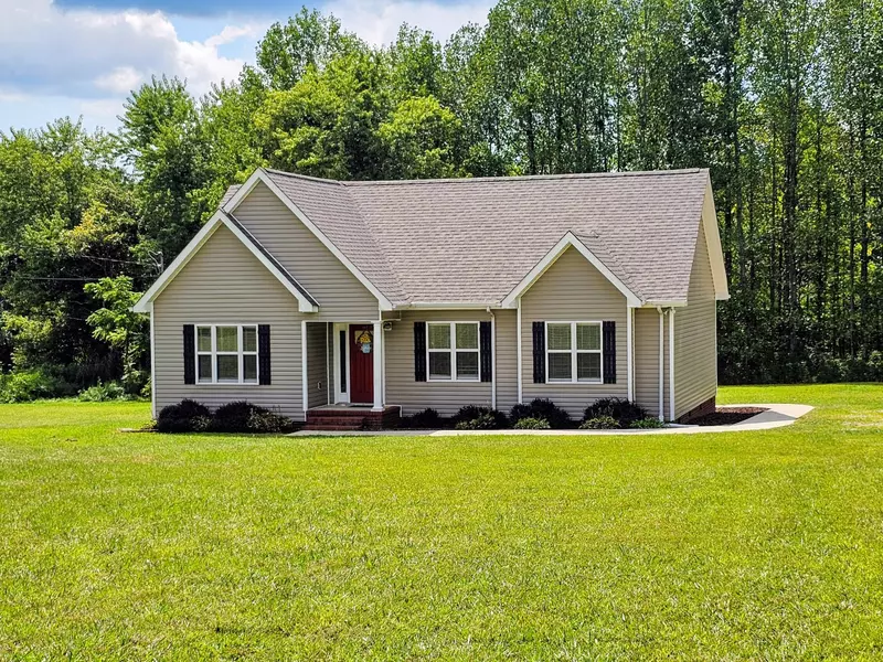 491 Hobbs Rd, Altamont, TN 37301