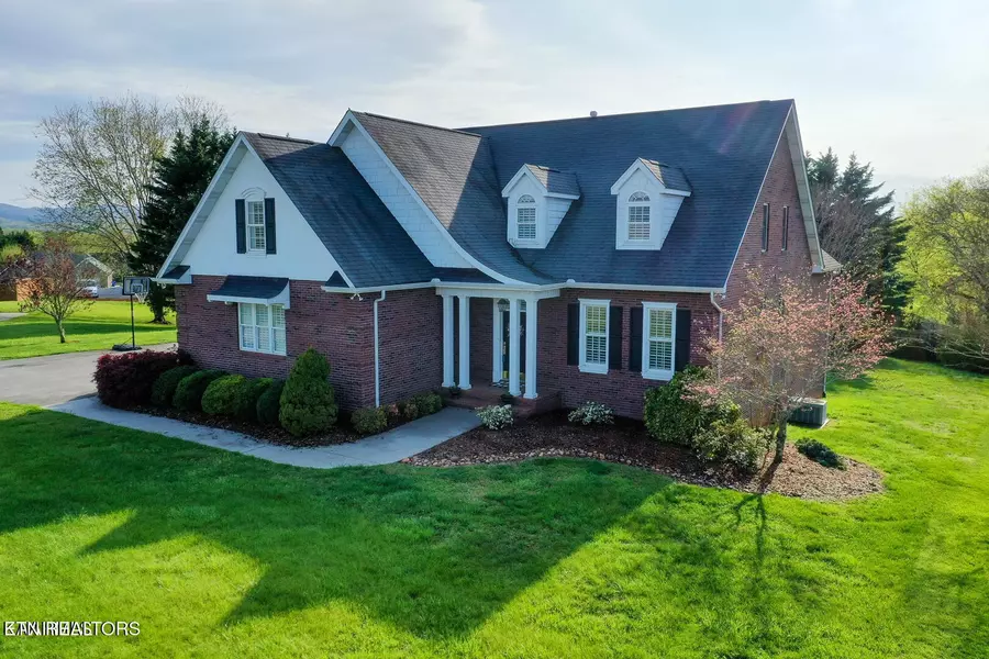 3813 Crescent Ridge Court, Maryville, TN 37804