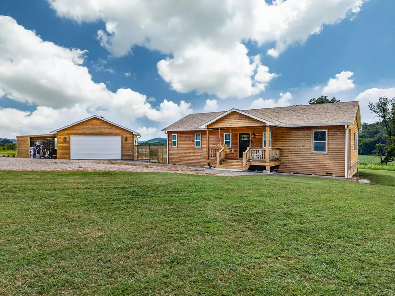1081 Donahue Rd, Pulaski, TN 38478