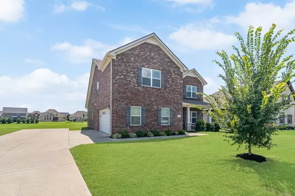 Murfreesboro, TN 37129,5030 General Yeager Dr