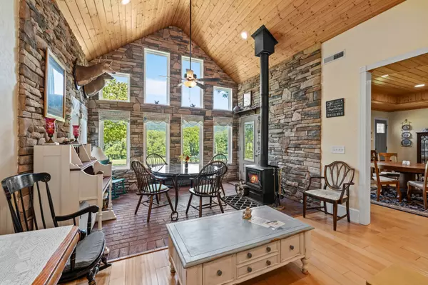 Morrison, TN 37357,1556 Chestnut Grove Rd