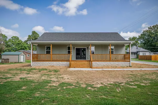 Smithville, TN 37166,403 N Mountain St