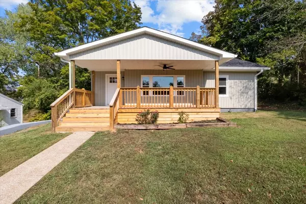 Dickson, TN 37055,422 High St