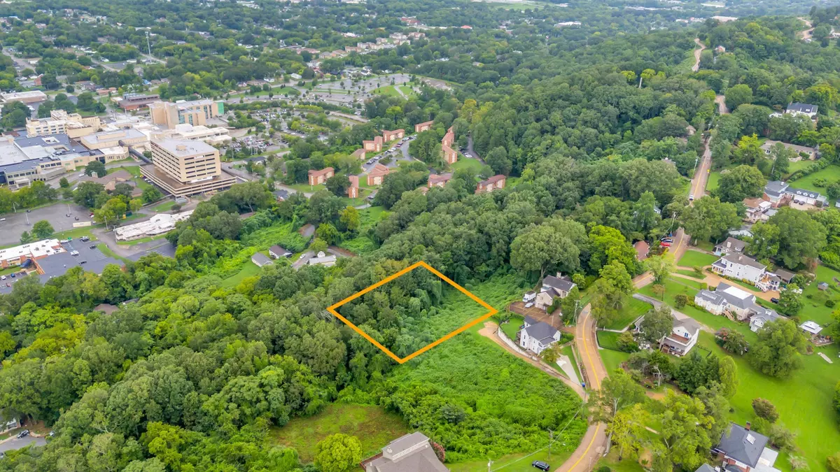 Chattanooga, TN 37404,0 Crest North Road