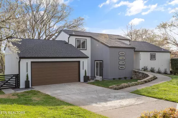 7530 Rivertrace Blvd, Knoxville, TN 37920