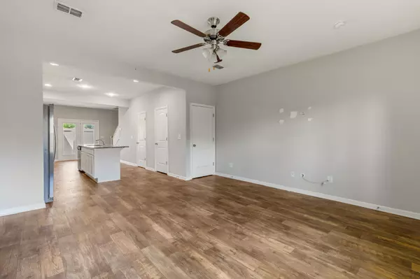 Antioch, TN 37013,617 Bradburn Village Cir