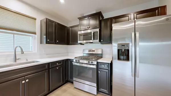 White House, TN 37188,276 Carothers Way