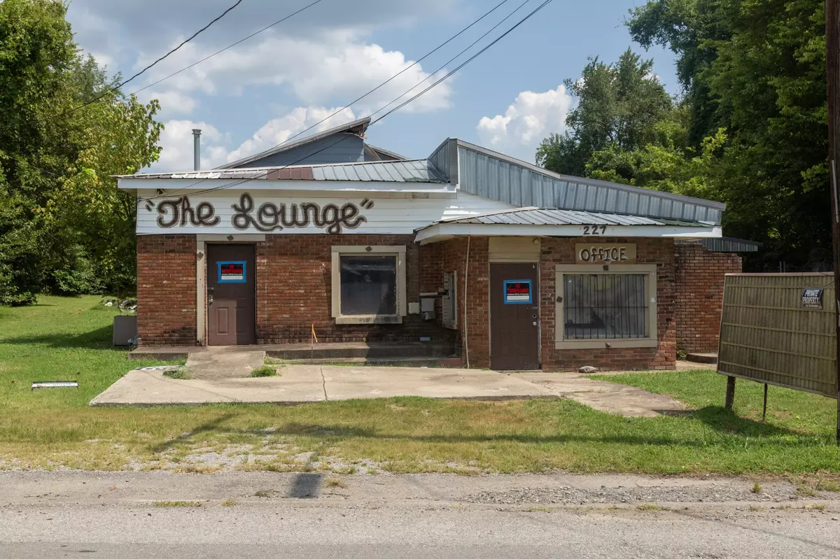 Gallatin, TN 37066,227 Dorothy Jordan Ave