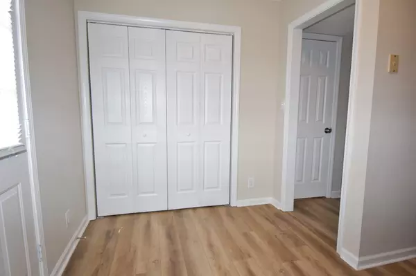 Clarksville, TN 37043,290 Winters Ct #C