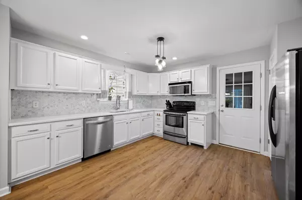 Ooltewah, TN 37363,6122 Gibbs Lane