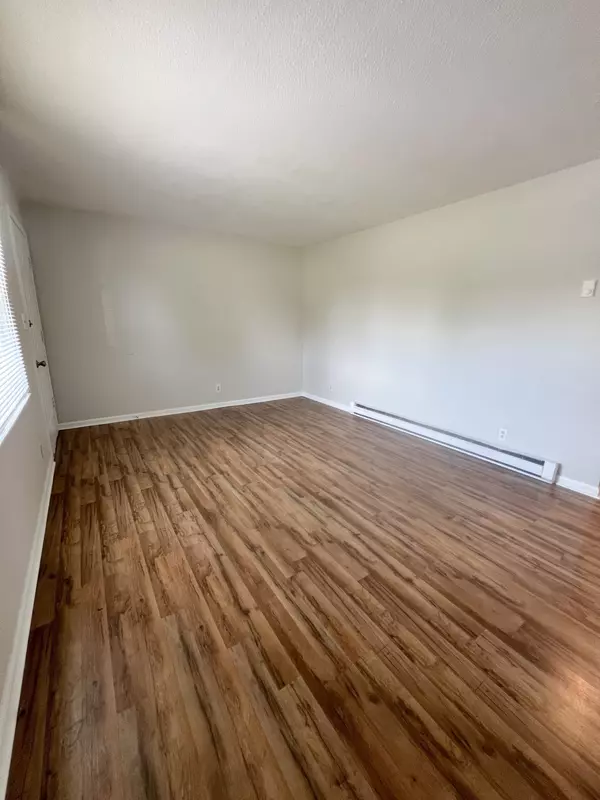 Clarksville, TN 37042,114 Tandy Dr #A