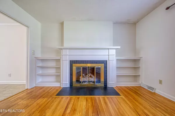 Maryville, TN 37801,509 N Maple St