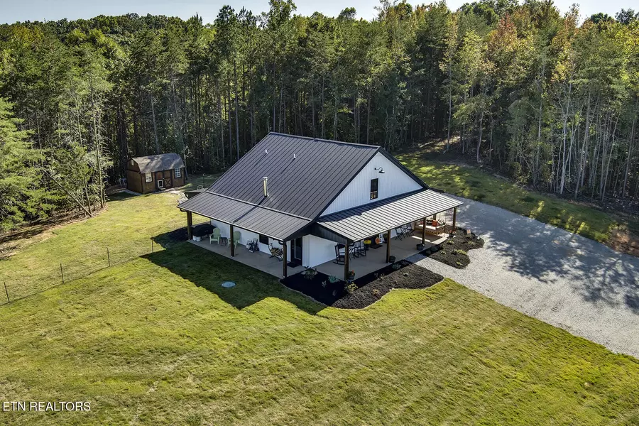 2645 River Rd, Kingston, TN 37763