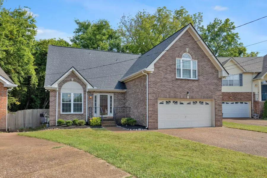 713 Brent Glen Pl, Nashville, TN 37211