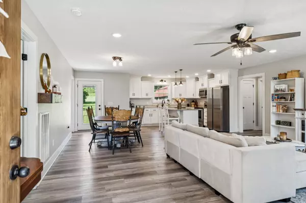 Castalian Springs, TN 37031,1060 Armstrong Rd