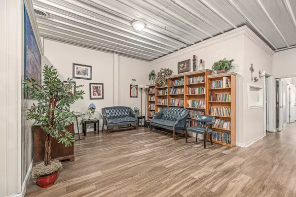 Crossville, TN 38555,164 Oak Rd