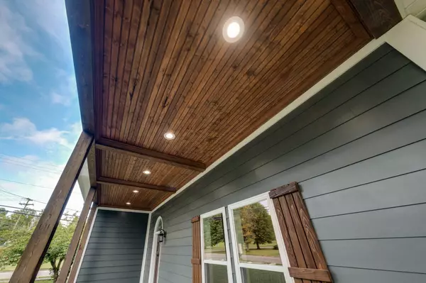 Mount Pleasant, TN 38474,214 Hay Long Avenue