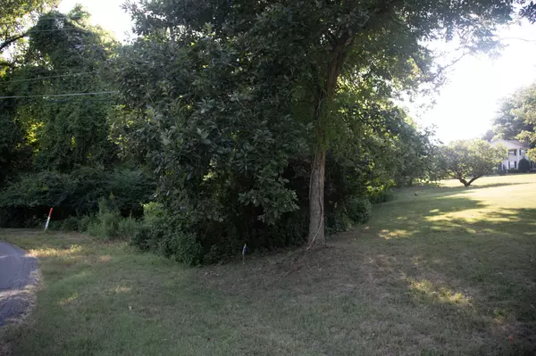 Hendersonville, TN 37075,584 Cumberland Hills Dr