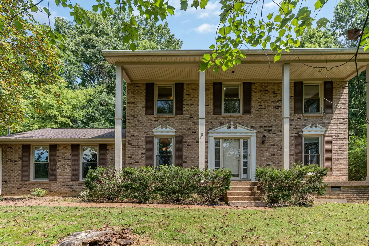 Nashville, TN 37221,8382 Greenvale Dr