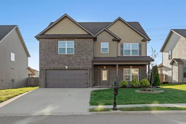 1325 Millet Dr, Clarksville, TN 37040