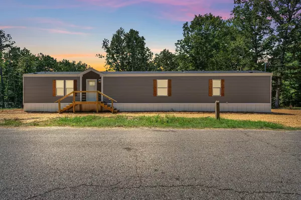 Camden, TN 38320,351 Wismer Rd