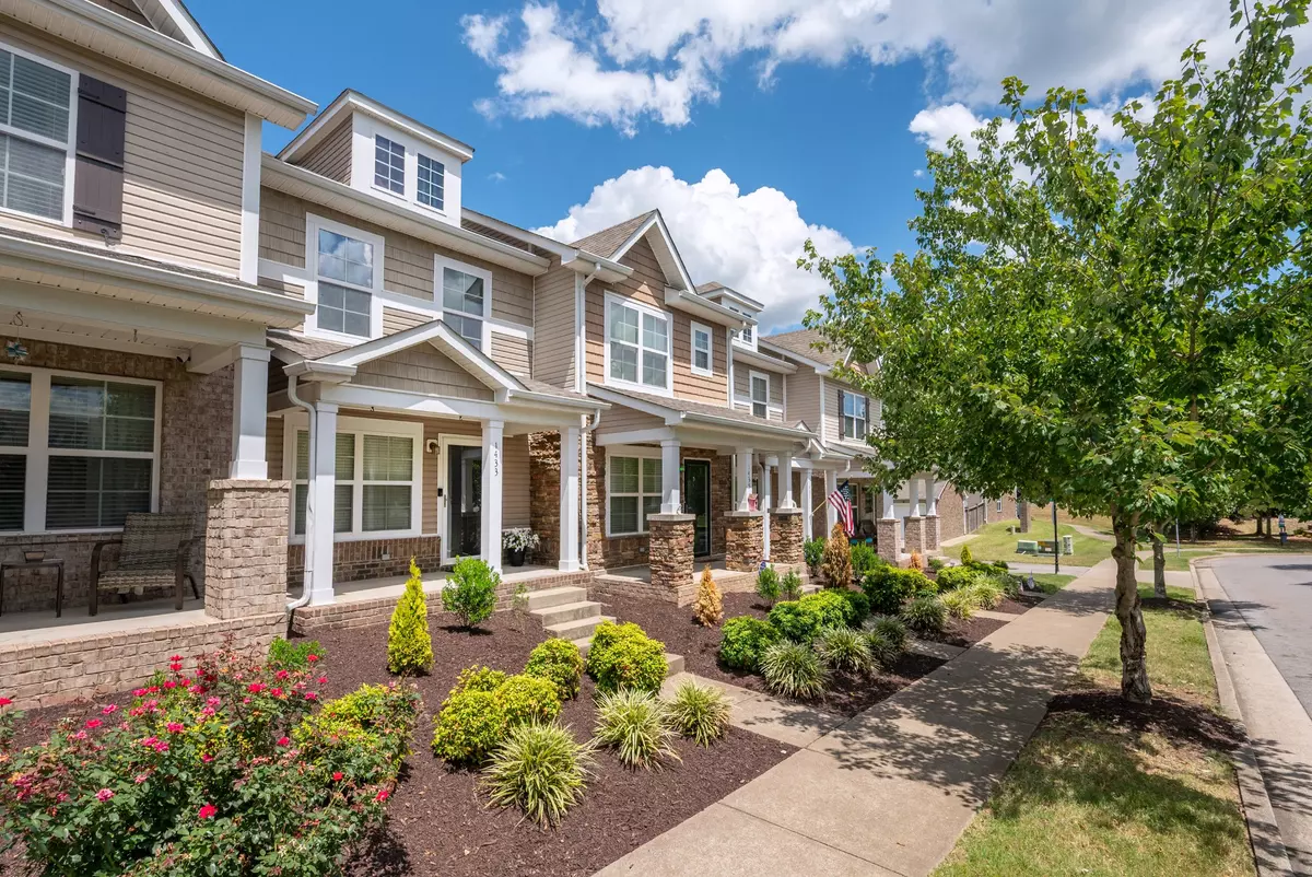 Hermitage, TN 37076,1433 Riverbrook Dr