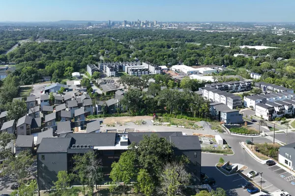 Nashville, TN 37207,2900 Edwin Way #202