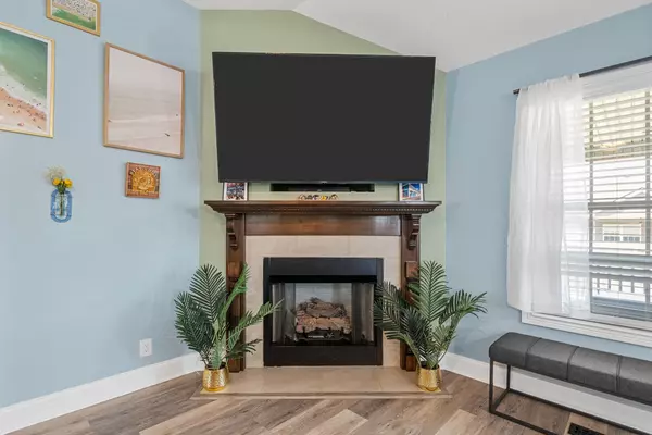 Oak Grove, KY 42262,206 Azalea Dr