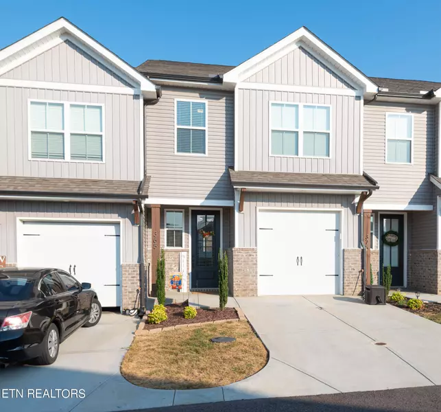 365 Harper Village Way, Lenoir City, TN 37771