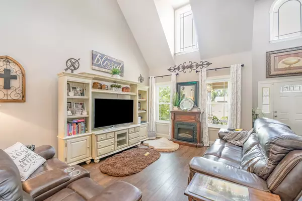 576 Laurel Lane, Murfreesboro, TN 37127