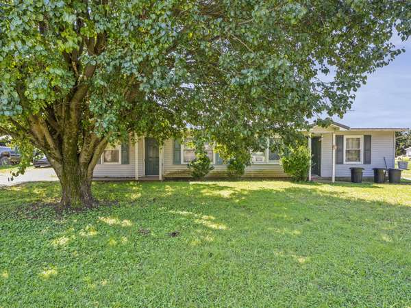 1101 Cumberland St, Decherd, TN 37324