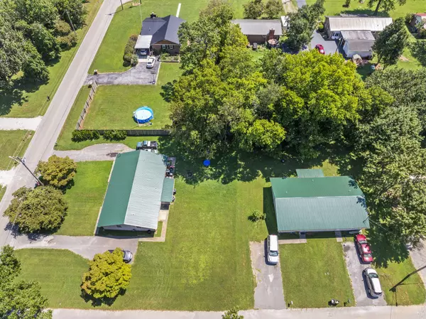 Decherd, TN 37324,909 Cumberland St