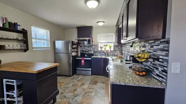 Oak Ridge, TN 37830,286 S Benedict Ave