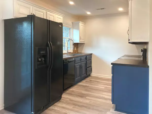 Nashville, TN 37207,3883 Crouch Dr